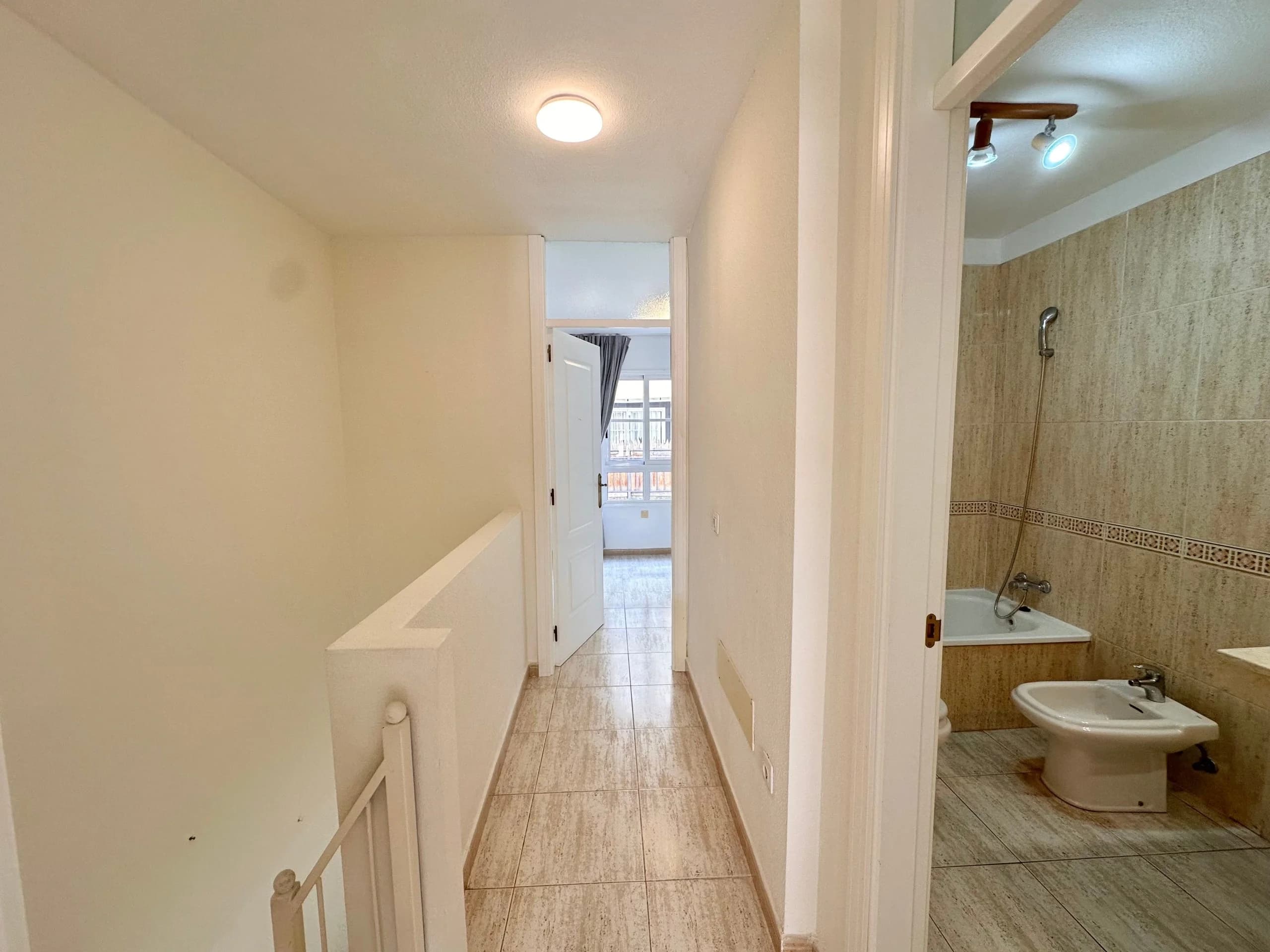 Duplex z dwiema sypialniami w Callao Salvaje - zdjęcie 9